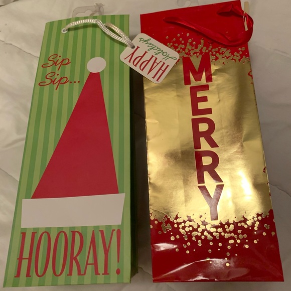 Set of 12 Christmas 🎄 Gift Bags for Wine 🍷 - Picture 2 of 8
